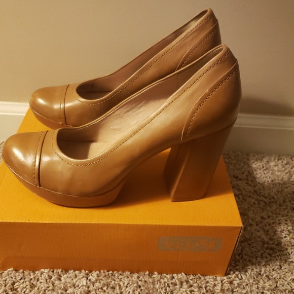 Korks Blaire Platform Heel Tan Size 9 - Picture 5 of 7